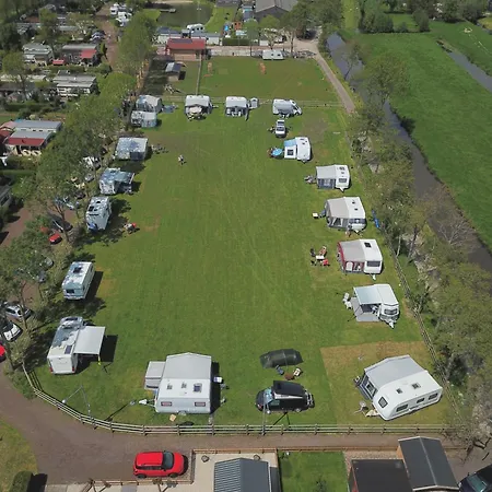 Trekkershut - De Hollandse Boerderij Campsite *